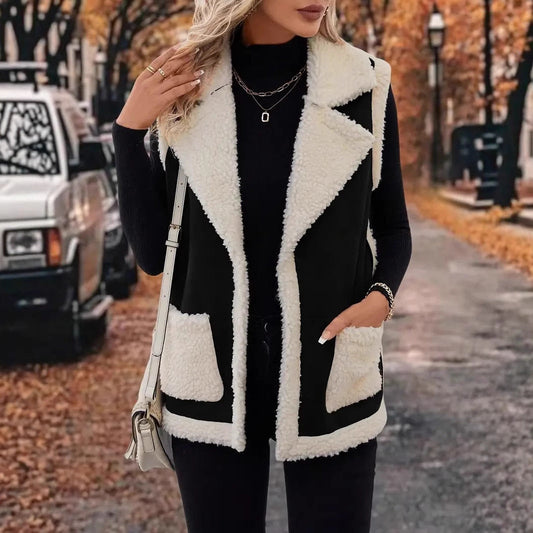 Ärmellose Weste mit flauschiger Einfassung