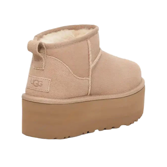 UGG Classic Ultra Mini Platform Boot Damen Sand