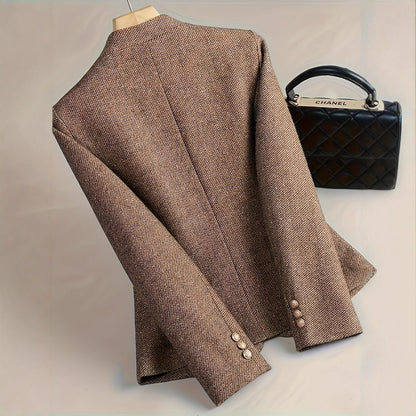 Taillierter Blazer mit Knopfverschluss und Blumenapplikation