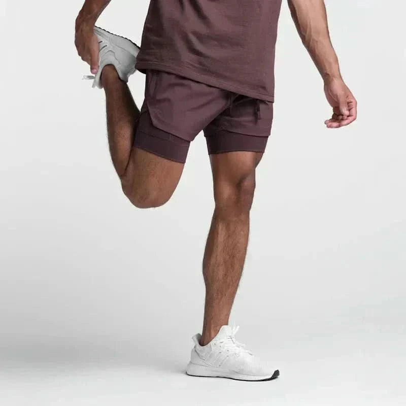 Sportliche Shorts mit Kordelzug und Taschen