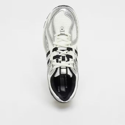 New Balance 1906 Silber / Weiß