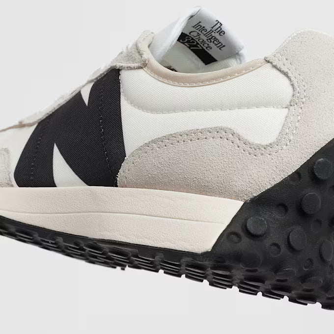 New Balance 327 Grau