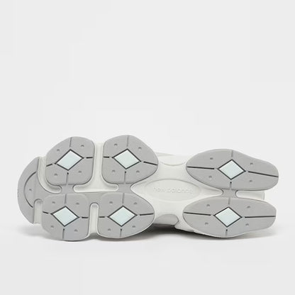 New Balance 9060 Grau