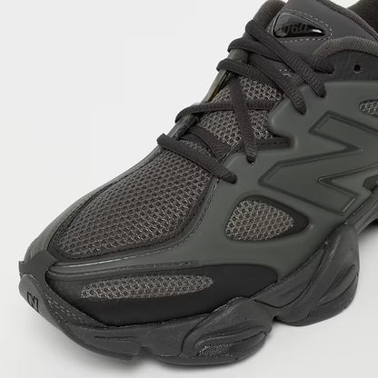 New Balance 9060 Grau