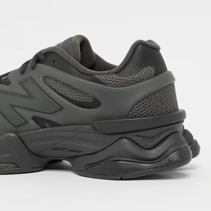 New Balance 9060 Grau