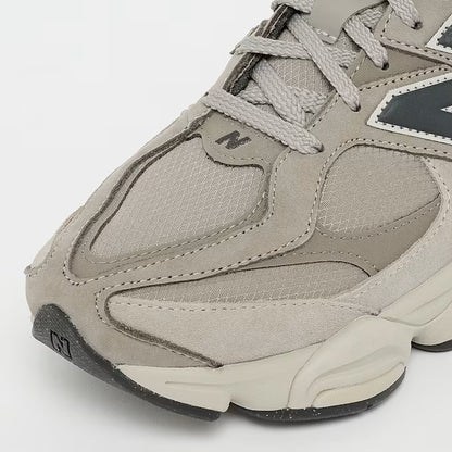 New Balance 9060 Grau / Beige