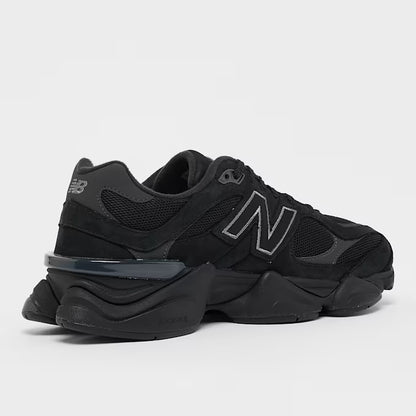 New Balance 9060 Schwarz